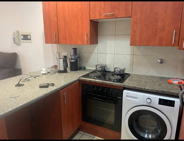 2 BEDROOM APARTMENT FOR SALE IN COMET